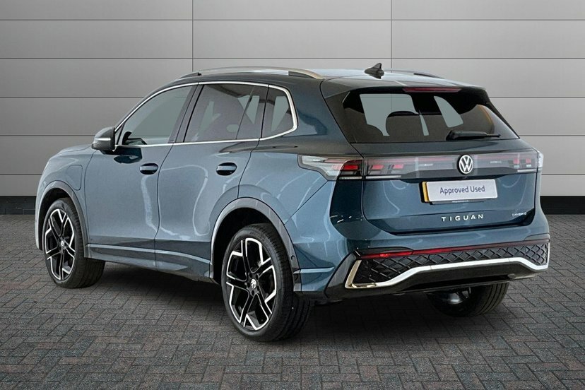 Volkswagen Tiguan 1.5 Tsi Ehybrid 19.7Kwh R-line Suv Plug Blue #3