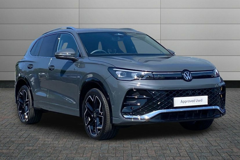 Volkswagen Tiguan 1.5 Tsi Ehybrid 19.7Kwh R-line Suv Plug Grey