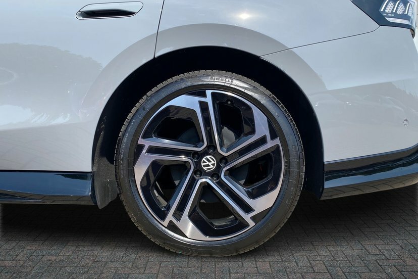 Volkswagen ID.7 Gtx 86Kwh Plus Tourer 4Motion 3 Black #5