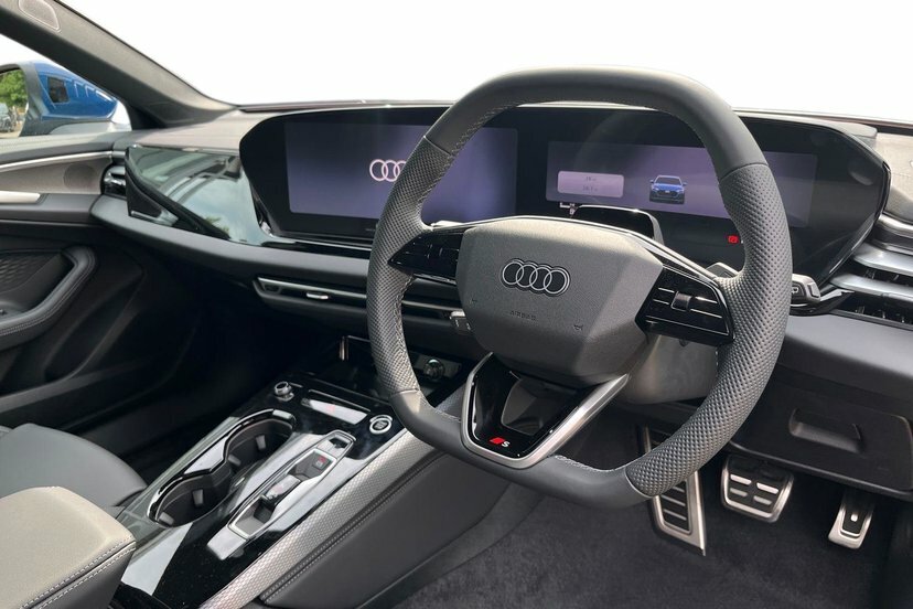 Audi A5 2.0 E-hybrid 25.9Kwh S Line Estate Plug Blue #6