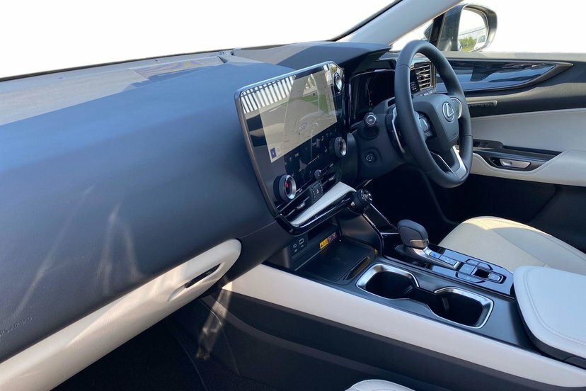 Lexus NX 2.5 350H Premium Plus Suv Hybrid E-cvt Black #2