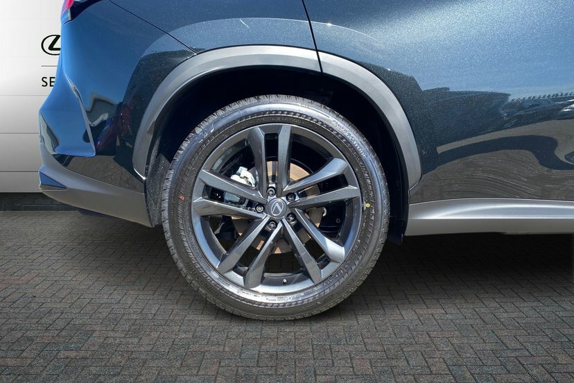 Lexus NX 2.5 350H Premium Plus Suv Hybrid E-cvt Black #5