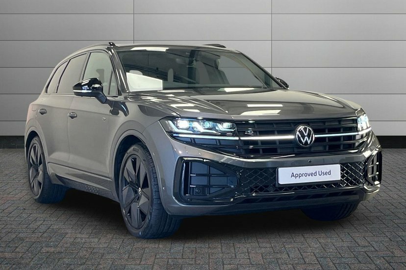 Volkswagen Touareg 3.0 Tdi V6 Black Edition Suv Tiptronic Grey