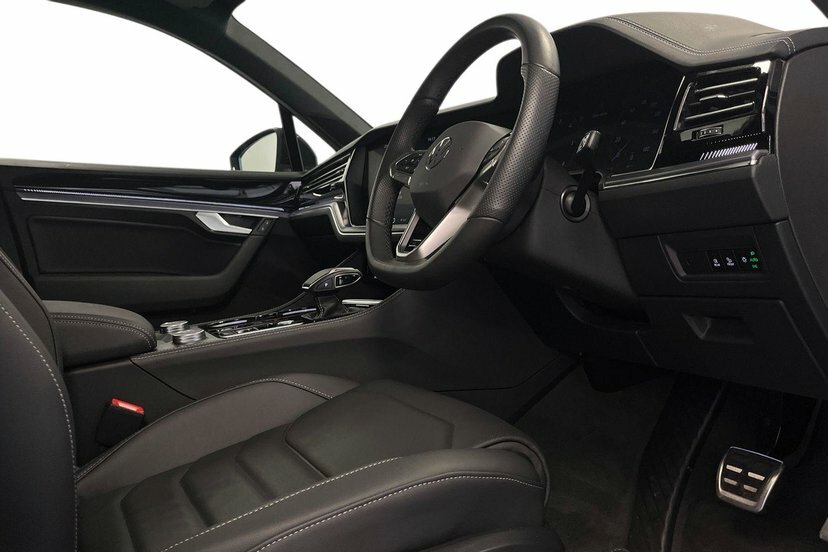 Volkswagen Touareg 3.0 Tdi V6 Black Edition Suv Tiptronic Grey #6
