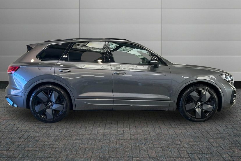 Volkswagen Touareg 3.0 Tdi V6 Black Edition Suv Tiptronic Grey #4