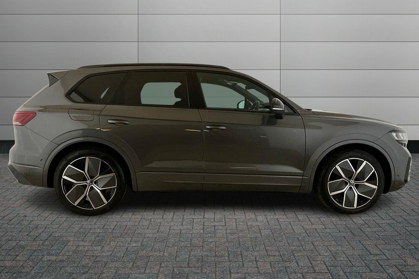 Volkswagen Touareg 3.0 Tdi V6 Black Edition Suv Tiptronic Grey #4