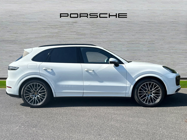 Porsche Cayenne 3.0T V6 Platinum Edition Suv Tiptronics AP22VKL White #3