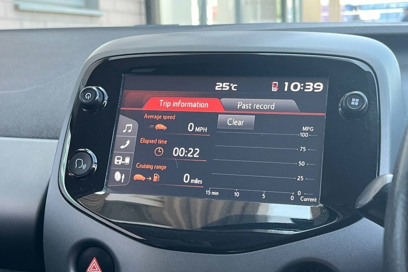 Toyota Aygo 1.0 Vvt-i X-trend White #29