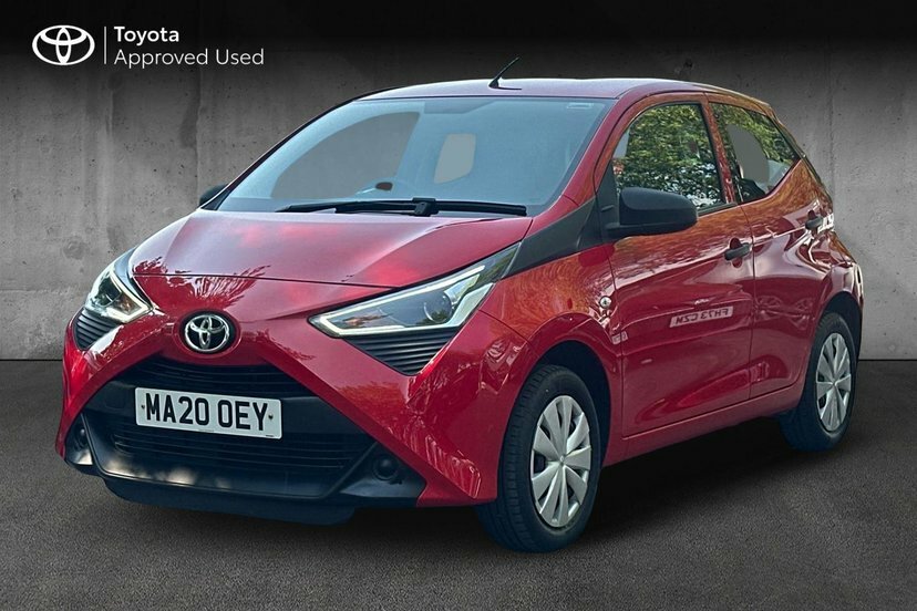 Toyota Aygo 1.0 Vvt-i X Hatchback 71 Ps Red #3