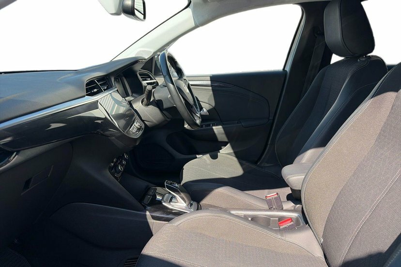 Vauxhall Corsa-e 50Kwh Elite Nav Hatchback 7.4Kw White #2