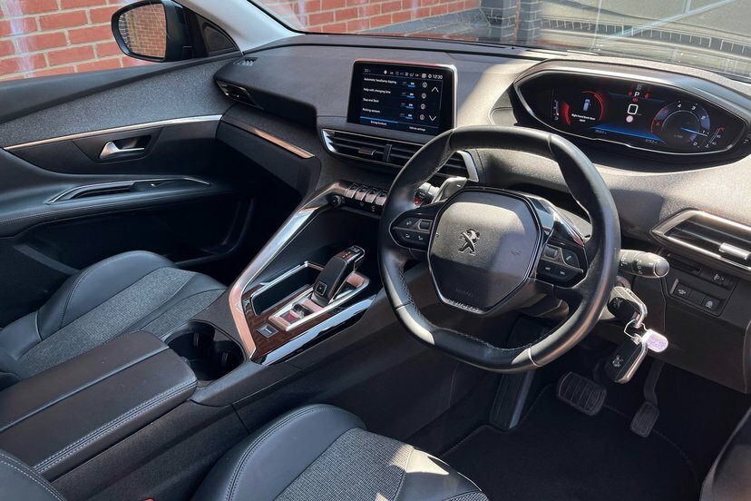 Peugeot 3008 1.2 Puretech Gt Line Premium Suv Eat Eu #28