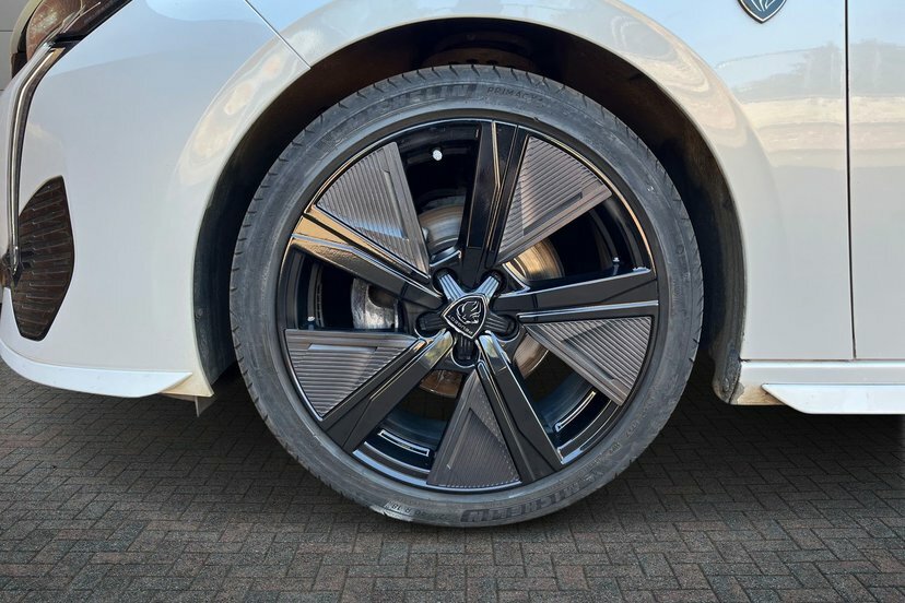 Peugeot 308 1.2 Puretech Gt Hatchback Eat 130 Ps CA22XDJ White #5