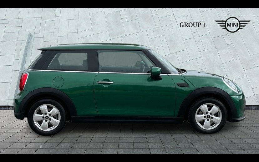 Mini Hatch 3-Door Hatch Cooper Classic LP72YTV Green #3