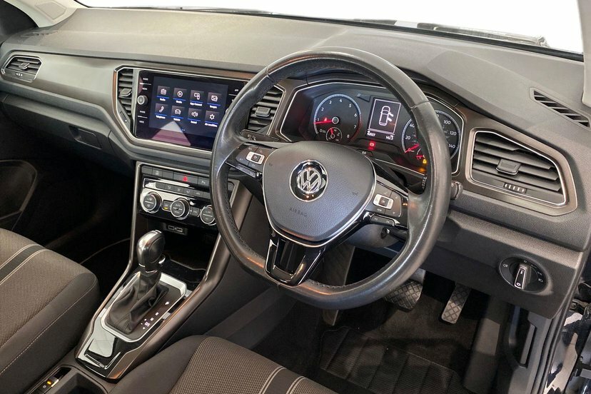 Volkswagen T-Roc 1.5 Tsi Gpf Evo Se Suv Dsg 150 Ps EF19HPV Black #6