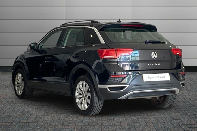Volkswagen T-Roc 1.5 Tsi Gpf Evo Se Suv Dsg 150 Ps EF19HPV Black #3