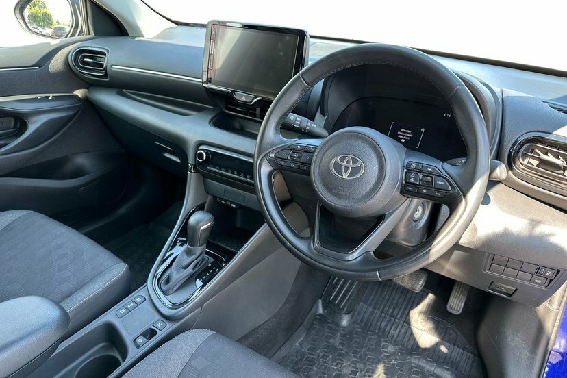 Toyota Yaris 1.5 Vvt-h Gr Sport E-cvt Euro 6 Ss Red #11