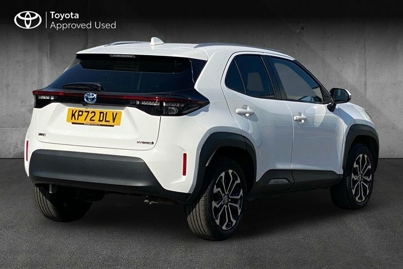 Toyota Yaris Cross 1.5 Vvt-h Design Suv Hybrid E-cvt 116 White #2