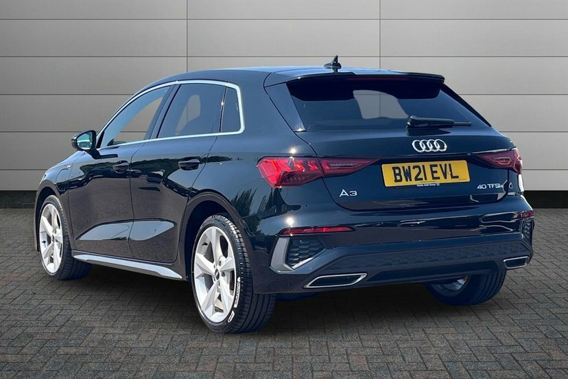 Audi A3 1.4 Tfsie 40 S Line Sportback Plug-in H Black #3