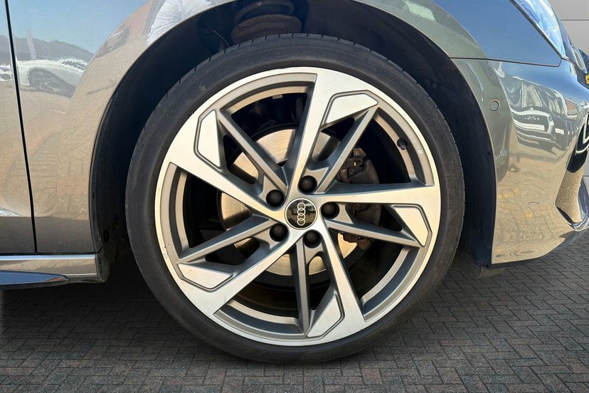Audi A3 1.5 Tfsi 35 Edition 1 Saloon S Tronic PY21GZC Grey #5