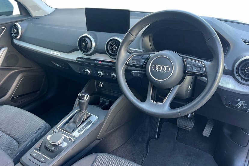 Audi Q2 1.5 Tfsi Cod 35 Sport Suv S Tronic 150 Grey #6