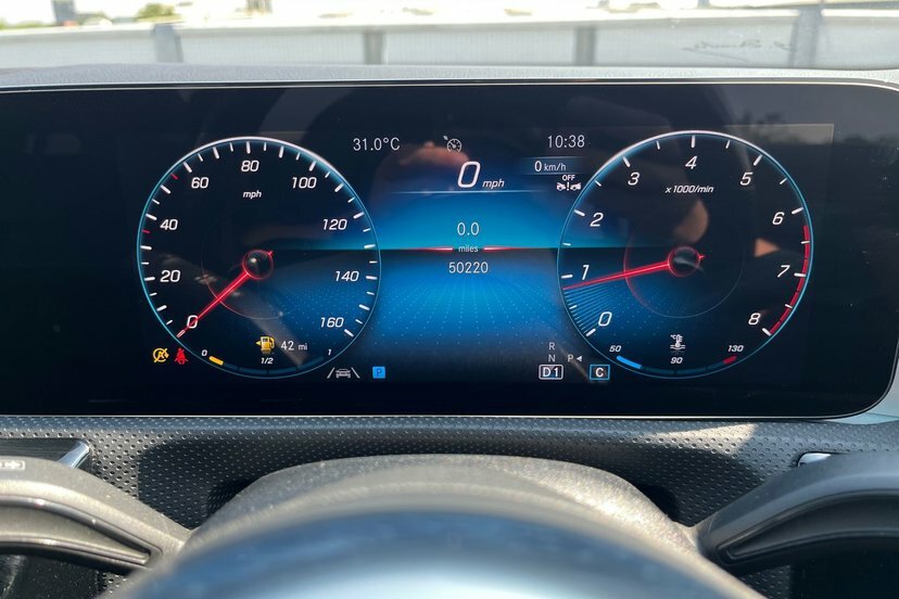 Mercedes-Benz CLA Class 1.3 Cla180 Amg Line Executive Coupe 7 Black #6
