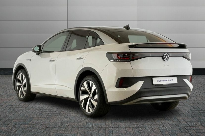 Volkswagen ID.5 Pro Performance 77Kwh Style Suv White #3