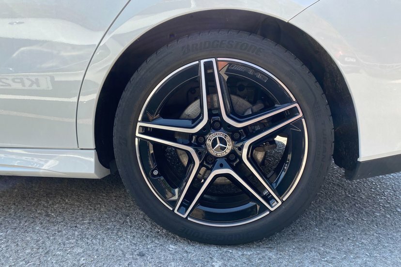 Mercedes-Benz CLA Class 1.3 Cla200 Amg Line Executive Shooting Brake White #4