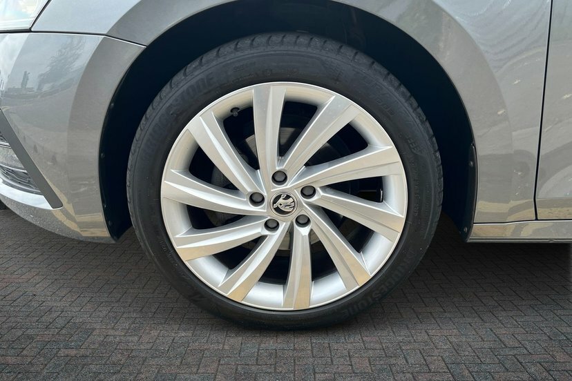 Skoda Octavia 2.0 Tdi Se L Estate Dsg 150 Ps HV73VTA Grey #5