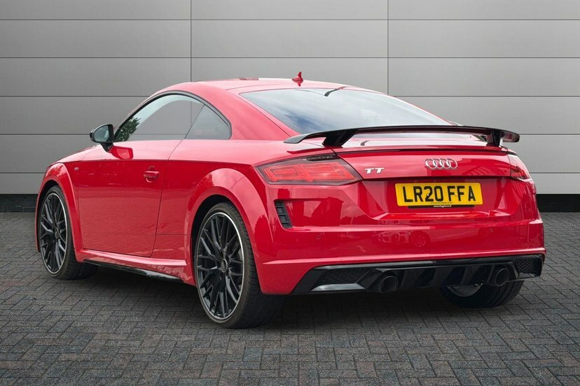 Audi TT 2.0 Tfsi 40 Black Edition Coupe S Troni Red #3