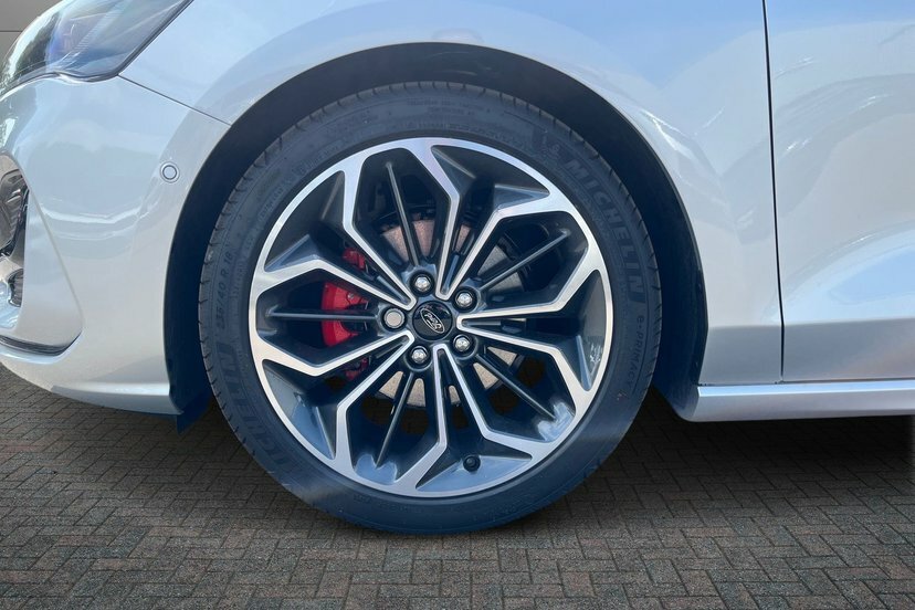 Ford Focus 1.0T Ecoboost Mhev St-line X Hatchback Silver #5
