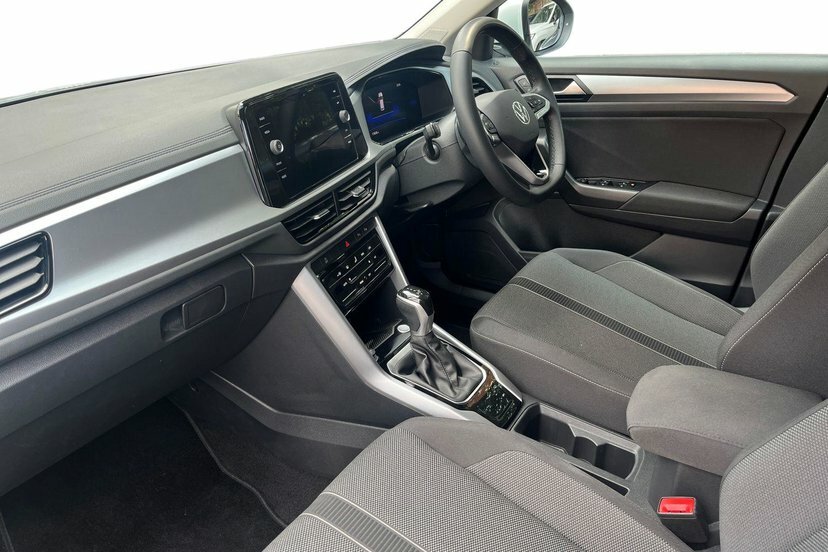 Volkswagen T-Roc Volkswagen T-roc R-line 1.5 Tsi 150Ps 7-Speed Dsg Blue #2