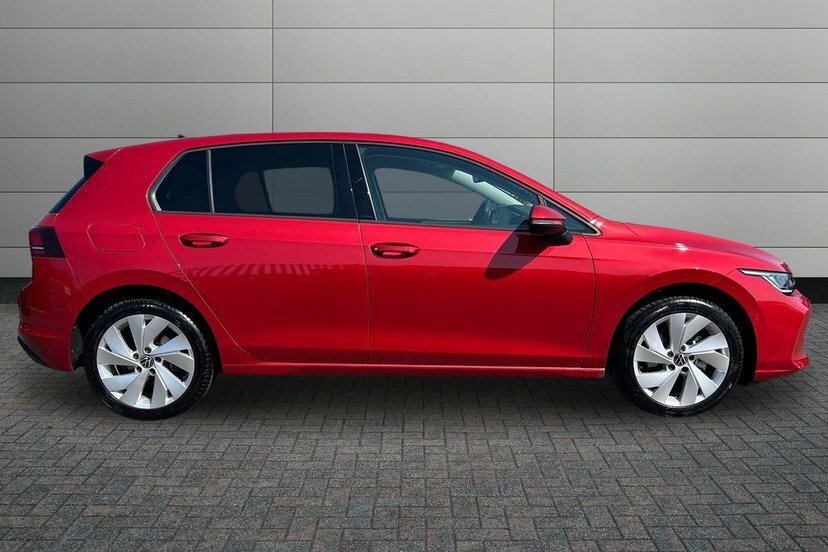 Volkswagen Golf 1.5 Etsi Mhev Match Hatchback Hybrid Ds Red #4