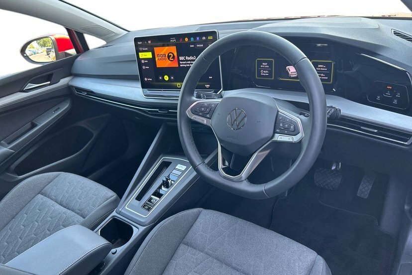 Volkswagen Golf 1.5 Etsi Mhev Match Hatchback Hybrid Ds Red #6