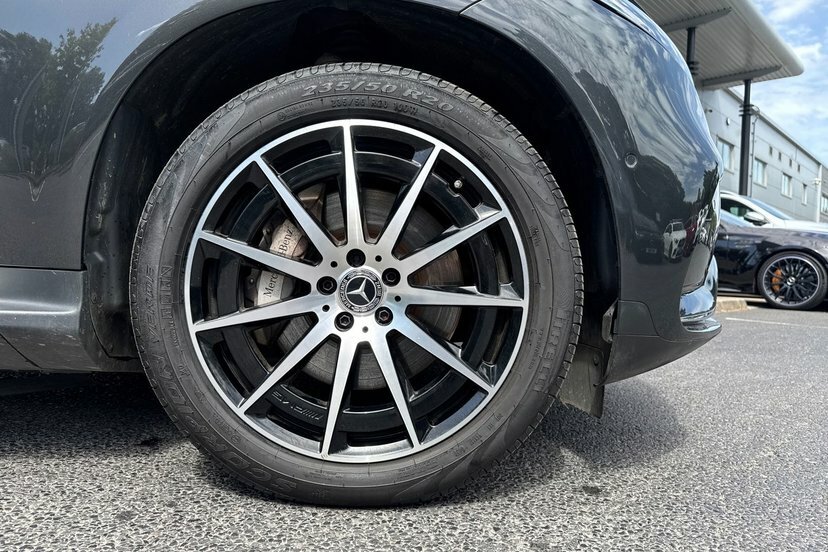 Mercedes-Benz EQC Eqc 400 80Kwh Amg Line Edition Suv Au Grey #4