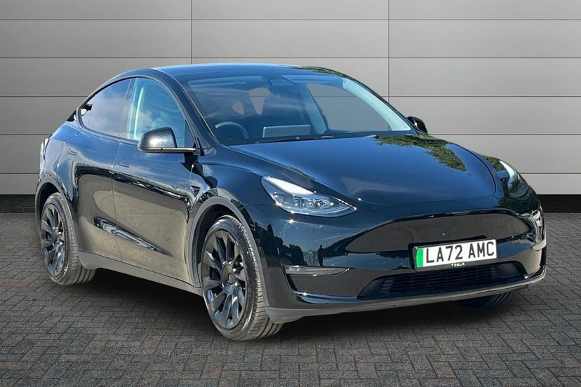 Tesla Model Y Dual Motor Long Range 4Wde