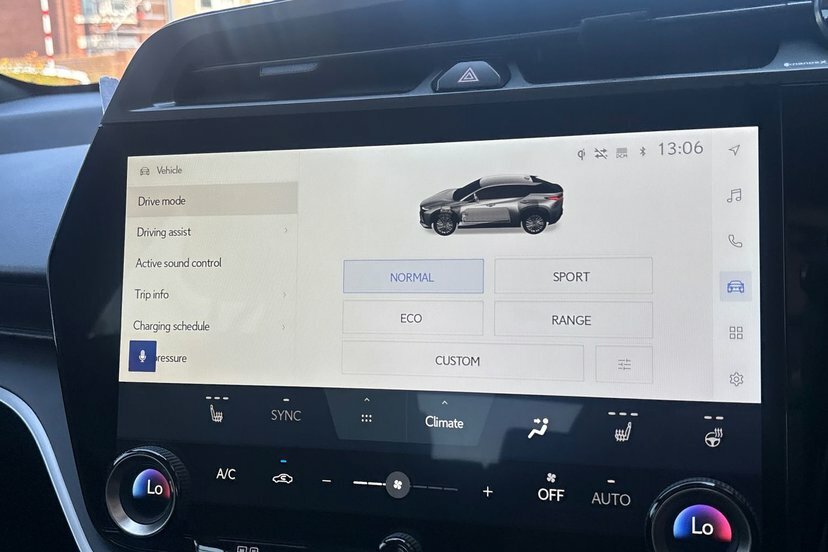 Lexus RZ 300E 150Kw Takumi 71 Kwh Estate PX25LVN Black #43