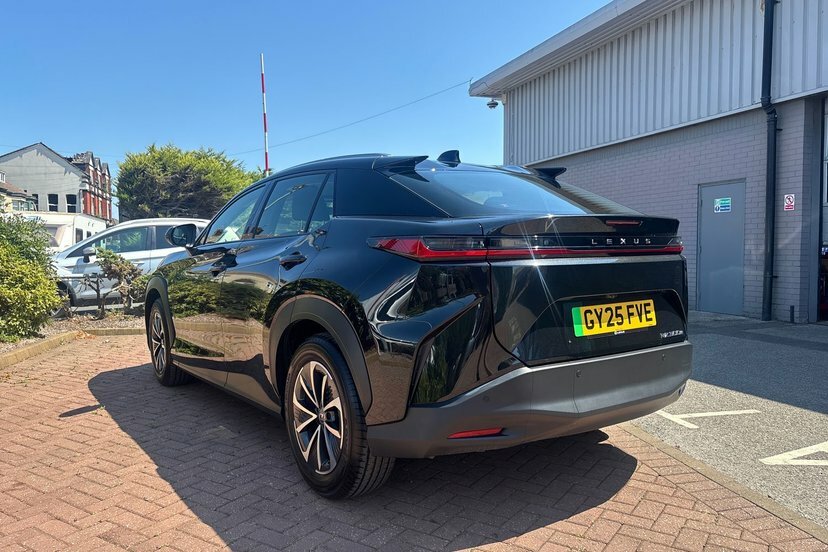Lexus RZ 300E 150Kw Takumi 71 Kwh Estate PX25LVN Black #50