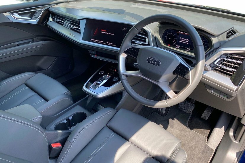 Audi Q4 E Tron 40 Sport Suv 63Kwh 204 Ps Blue #6