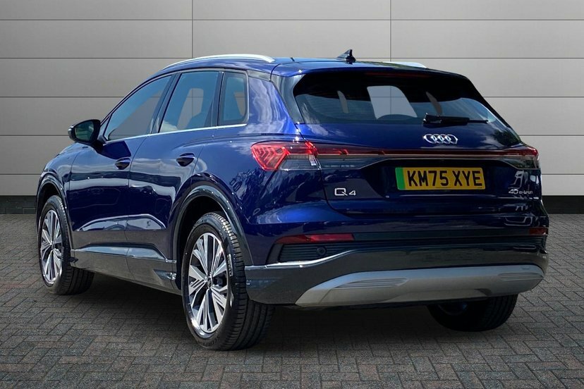 Audi Q4 E Tron 40 Sport Suv 63Kwh 204 Ps Blue #3