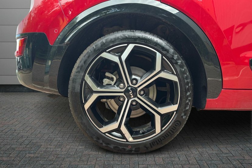 Kia Niro 1.6H Gdi Aspire Suv Hybrid Dct 136 Bhp Red #5