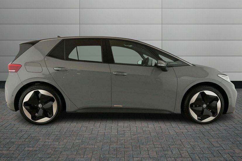 Volkswagen ID.3 Pro S 79Kwh Match AP26EYC Black #4