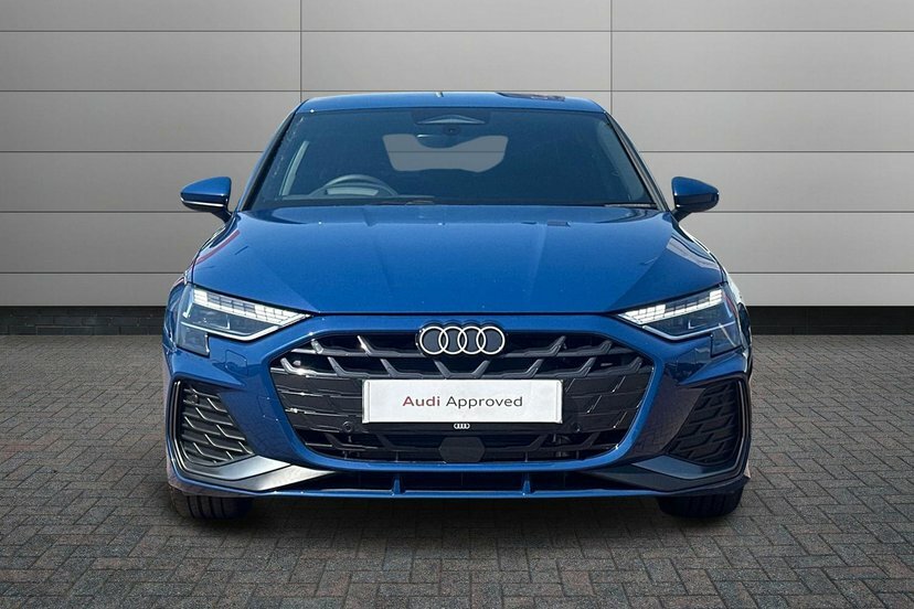 Audi A3 Tfsie Sport Sportback S Tronic Euro 6 5-Door 17.9K Red #10