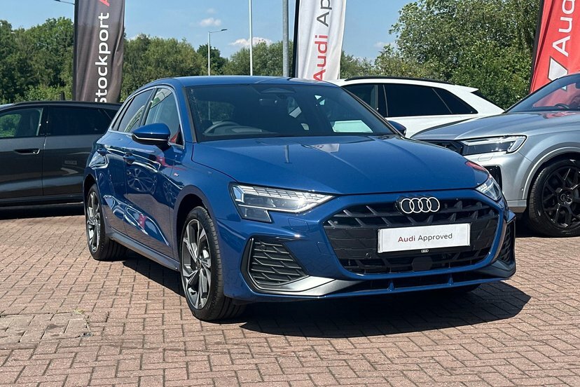 Audi A3 Tfsie Sport Sportback S Tronic Euro 6 5-Door 17.9K Red #13