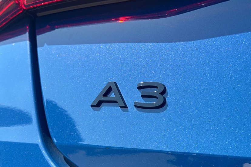 Audi A3 Tfsie Sport Sportback S Tronic Euro 6 5-Door 17.9K Red #23