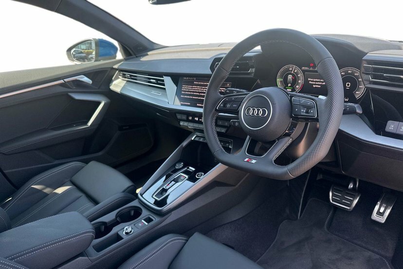 Audi A3 1.5 Tfsie S Line Sportback Plug-in Hybr Blue #6