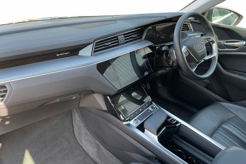 Audi Q8 e tron 50 Sport Suv Quattro 95Kwh 11Kw NL23PCY Blue #2