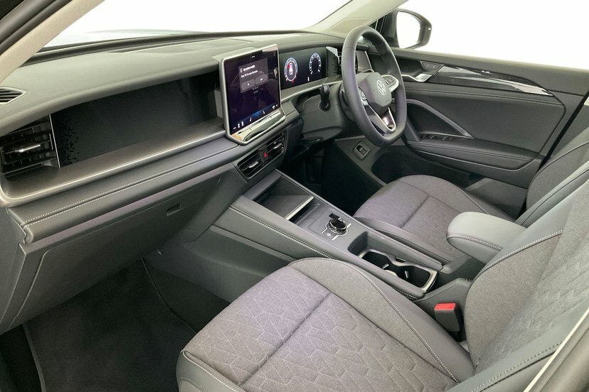 Volkswagen Tayron 1.5 Etsi Mhev Match Suv Hybrid Dsg 150 Black #2