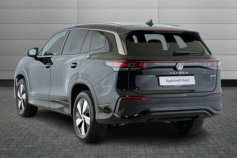 Volkswagen Tayron 1.5 Etsi Mhev Match Suv Hybrid Dsg 150 Black #3