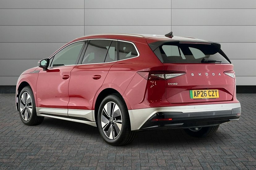 Skoda ENYAQ 82Kwh 85 Edition Red #3