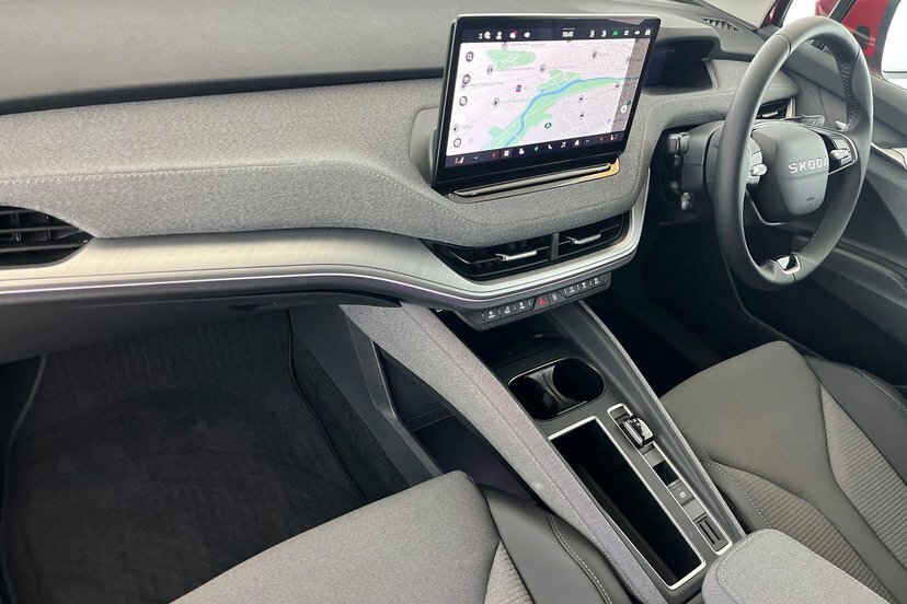 Skoda ENYAQ 82Kwh 85 Edition Red #2